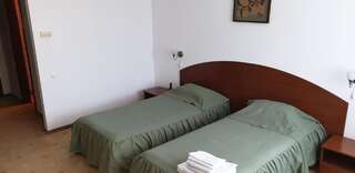 Отель HELIOS Окна-Сибьюлуй Двухместный номер с 1 кроватью или 2 отдельными кроватями, доступ в бассейн-12